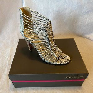 Vince Camuto Womens Alsandra Heel Sandals Cone Heel Leather- White/ Capri Snake